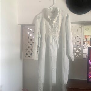 Miss Elaine Vintage Classic White Gown